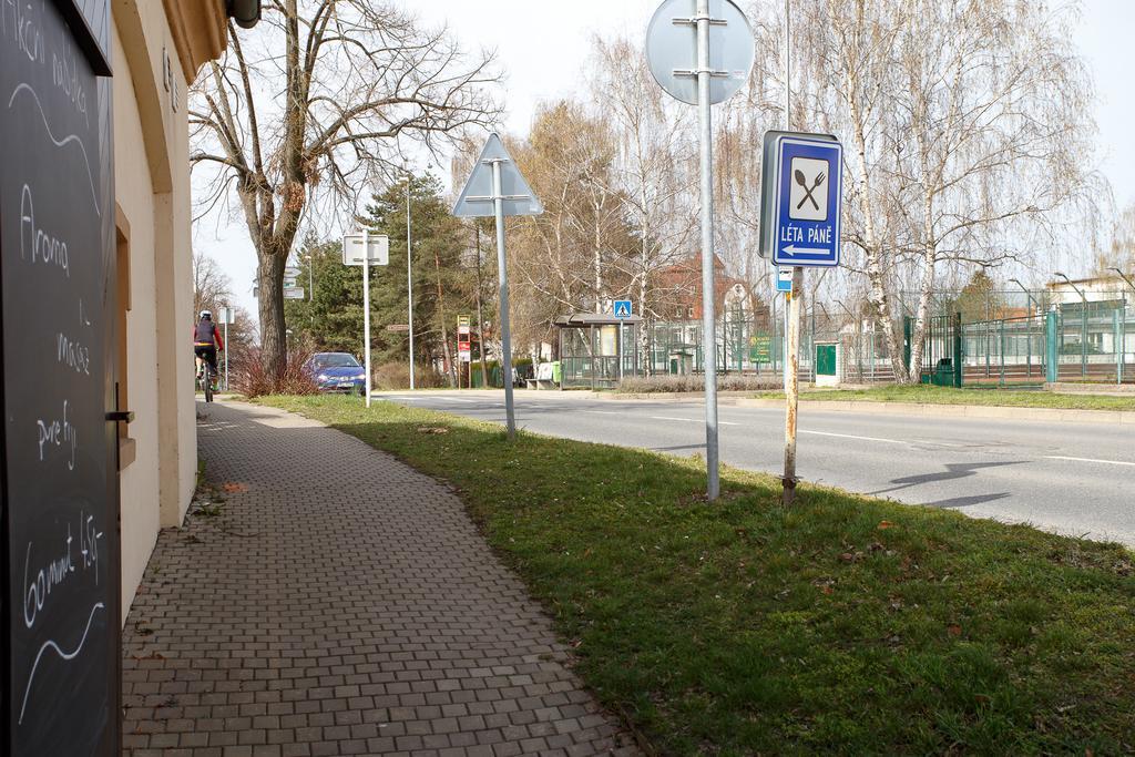 Hotel Pension U Hastrmana Praga Zewnętrze zdjęcie